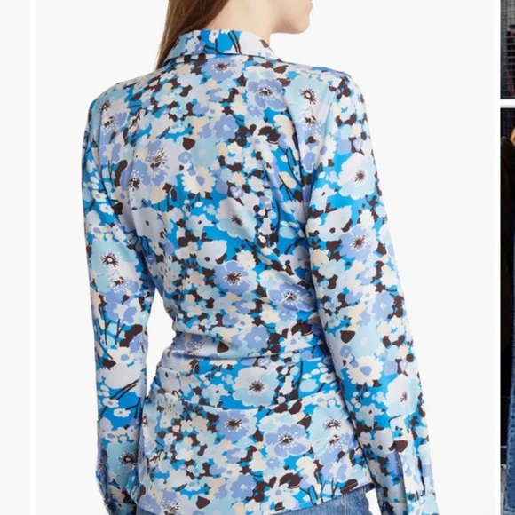 Rails Lisa Zinnia top size small. Button down w/ ruching on the sides and front - Picture 2 of 9